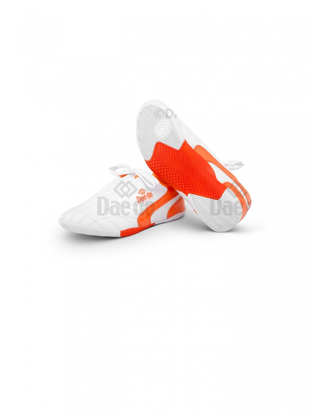 Daedo Taekwondo -  Nuevas Zapatillas Daedo -  Naranja - Kick Disponible hoy !!!! Tallas adulto & niño Daedo Taekwondo  #Kick #taekwondo #orange #naranja #bestoftoday #gifts #newmodel #Daedo  #shoes #sneakers Taekwondo